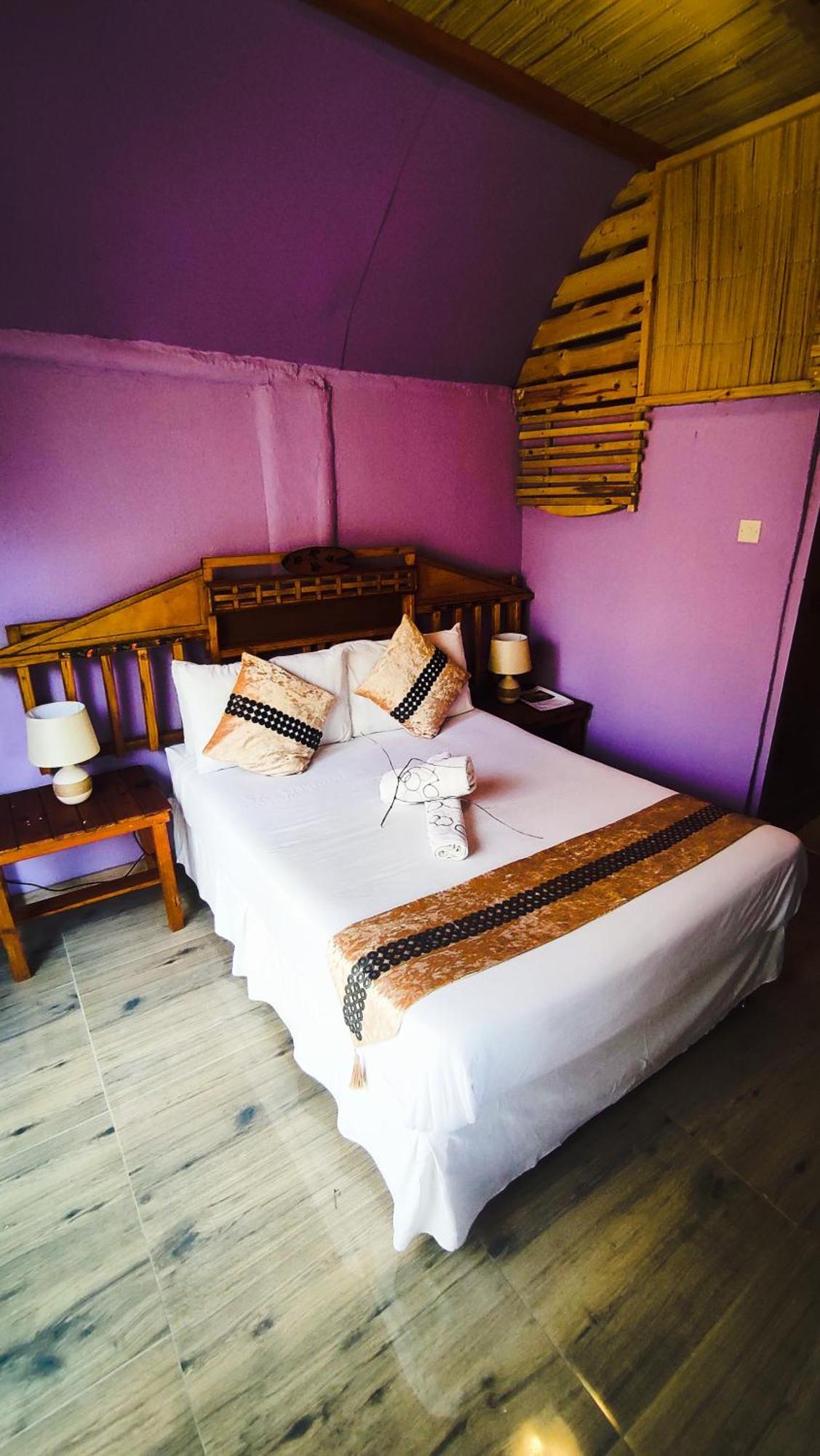 Elephant Trail Guesthouse And Backpackers Kasane Oda fotoğraf
